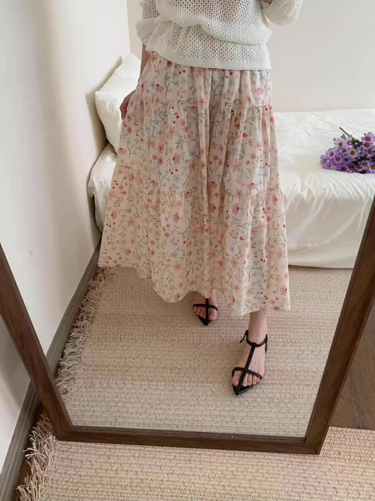 Oopsy Daisy Midi Skirt (White/Pink)
