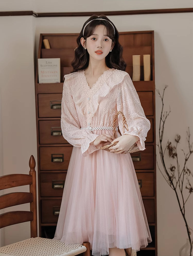 V-Neck Lace & Tulle Midi Dress (2 Colors) Cream / M