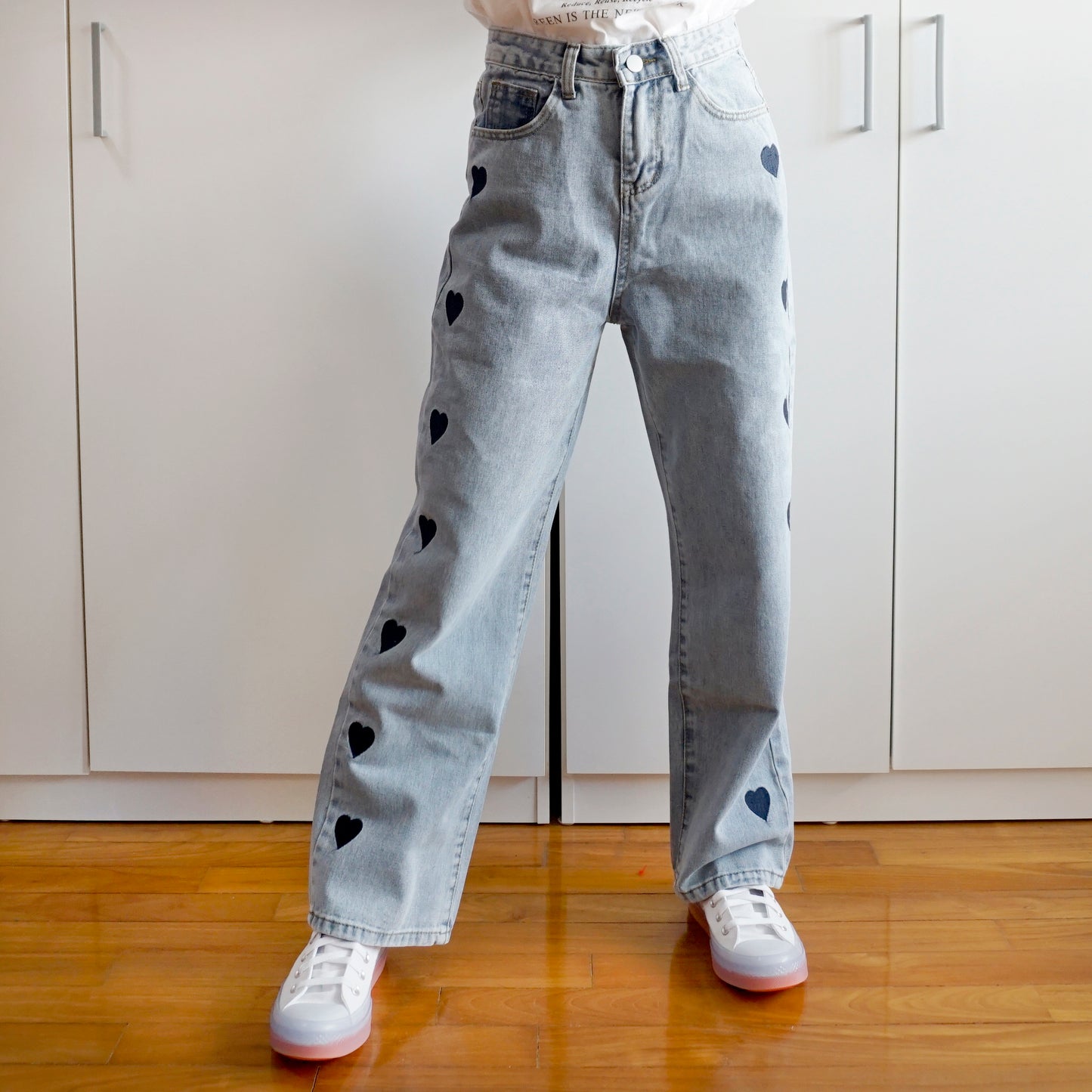 Embroidered Heart Jeans (2 Colors)