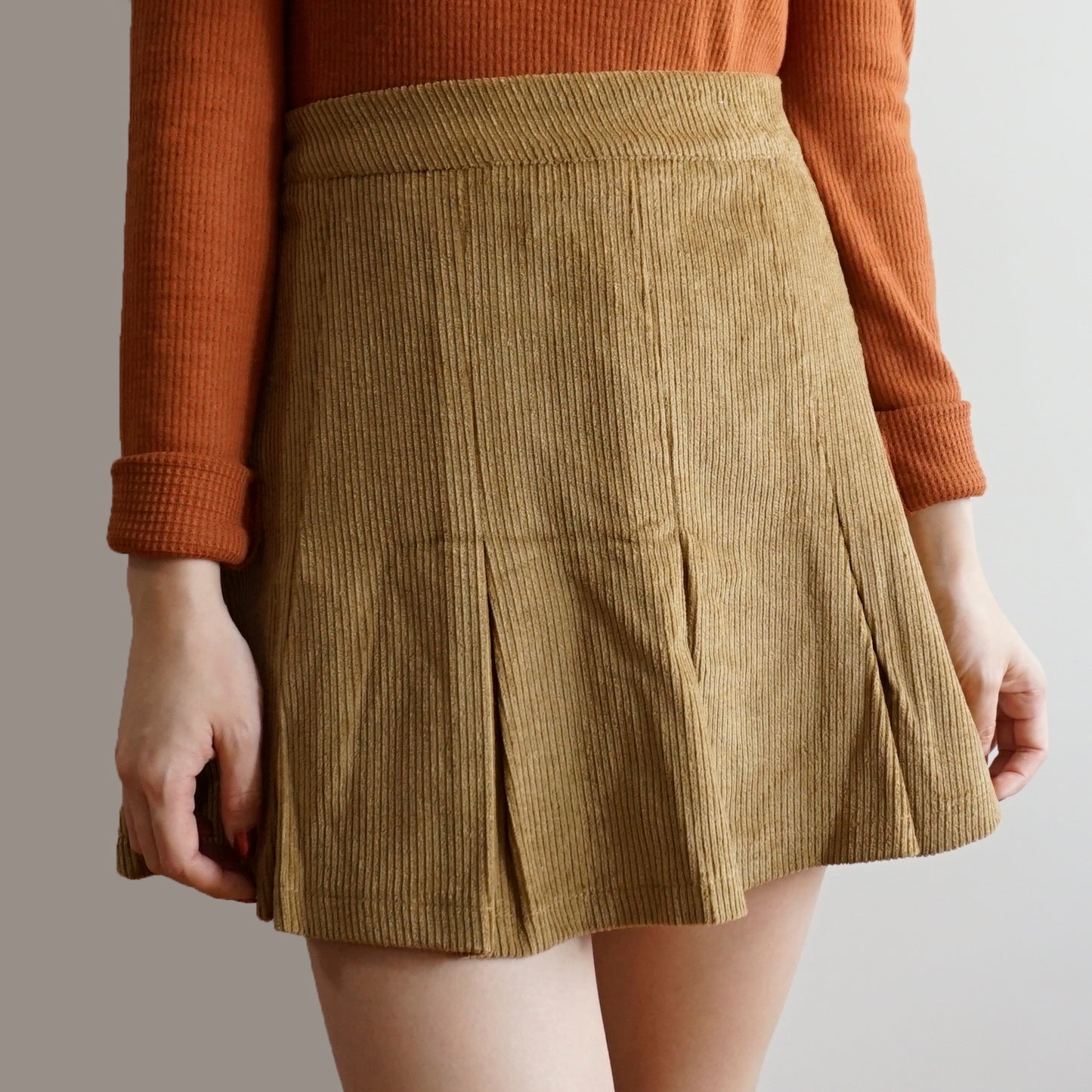 Corduroy Pleated Skirt (2 Colors)