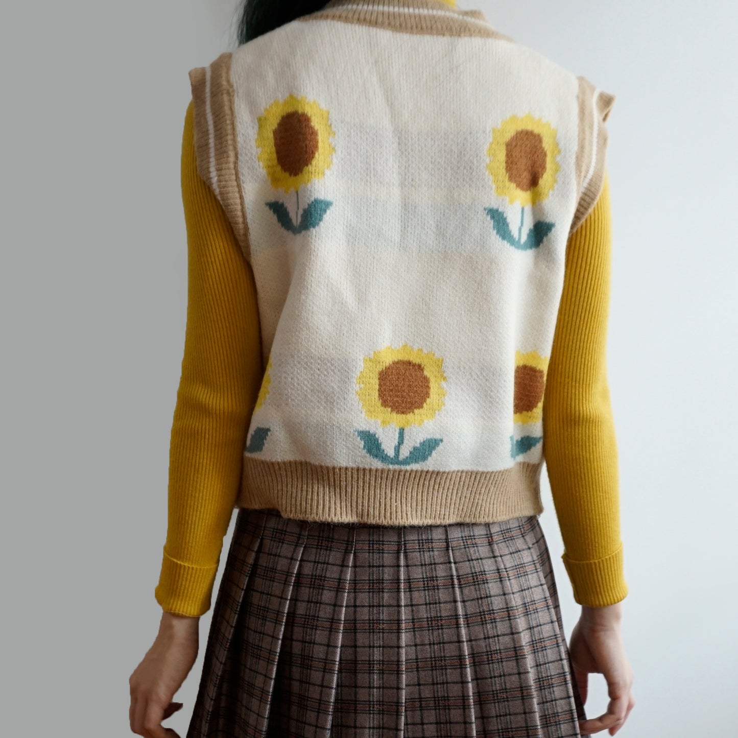 Sunflower Sweater Vest (3 Colors)