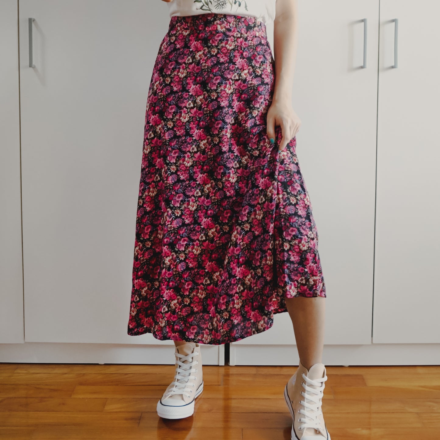 Floral Midi Skirt (2 Colors)