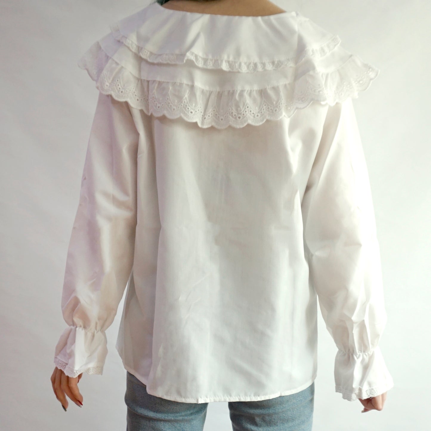 Floral Eyelet Double Peter Pan Button Up Shirt (White)