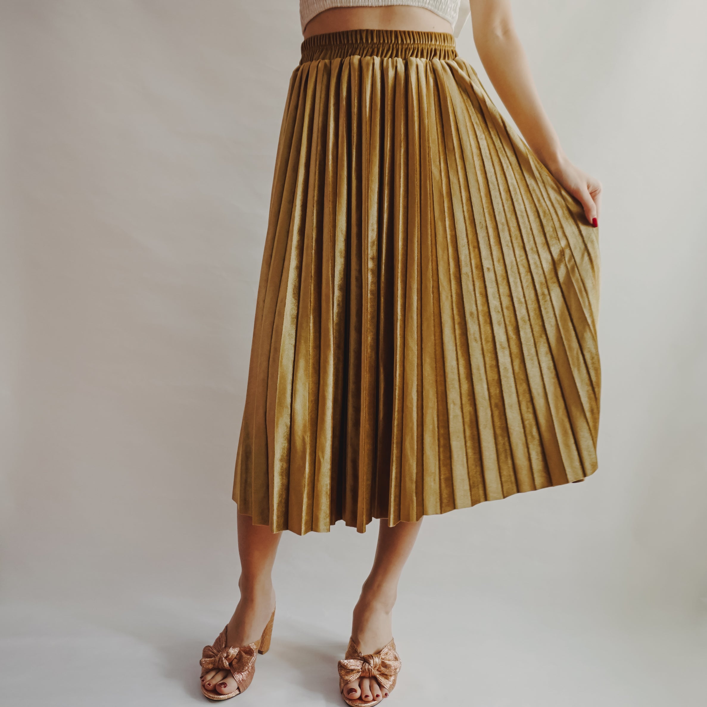 Gold velvet shop pleated midi skirt