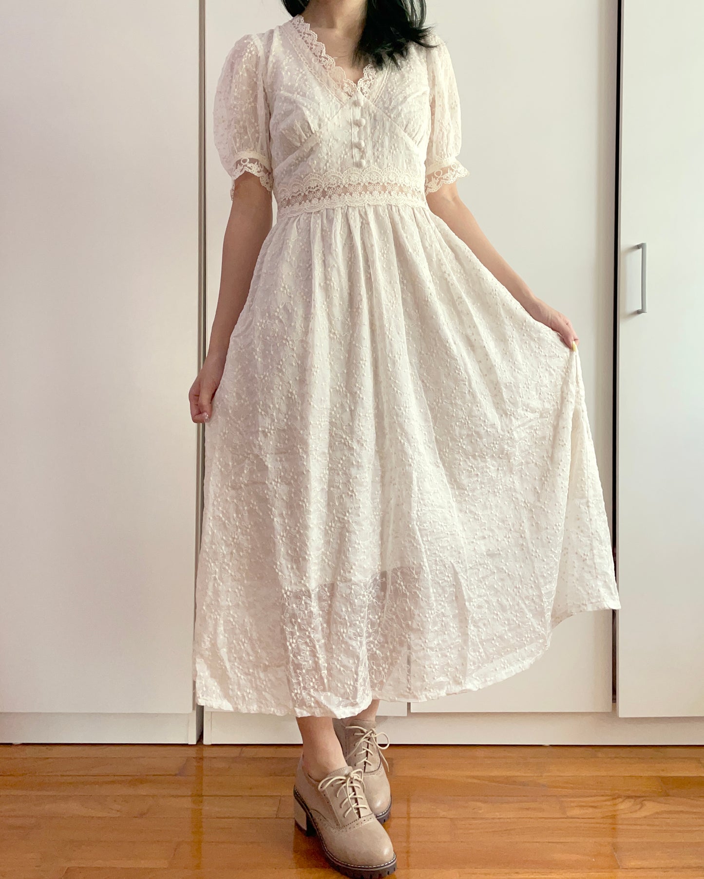 Dobby Floral Lace Midi Dress (Cream)
