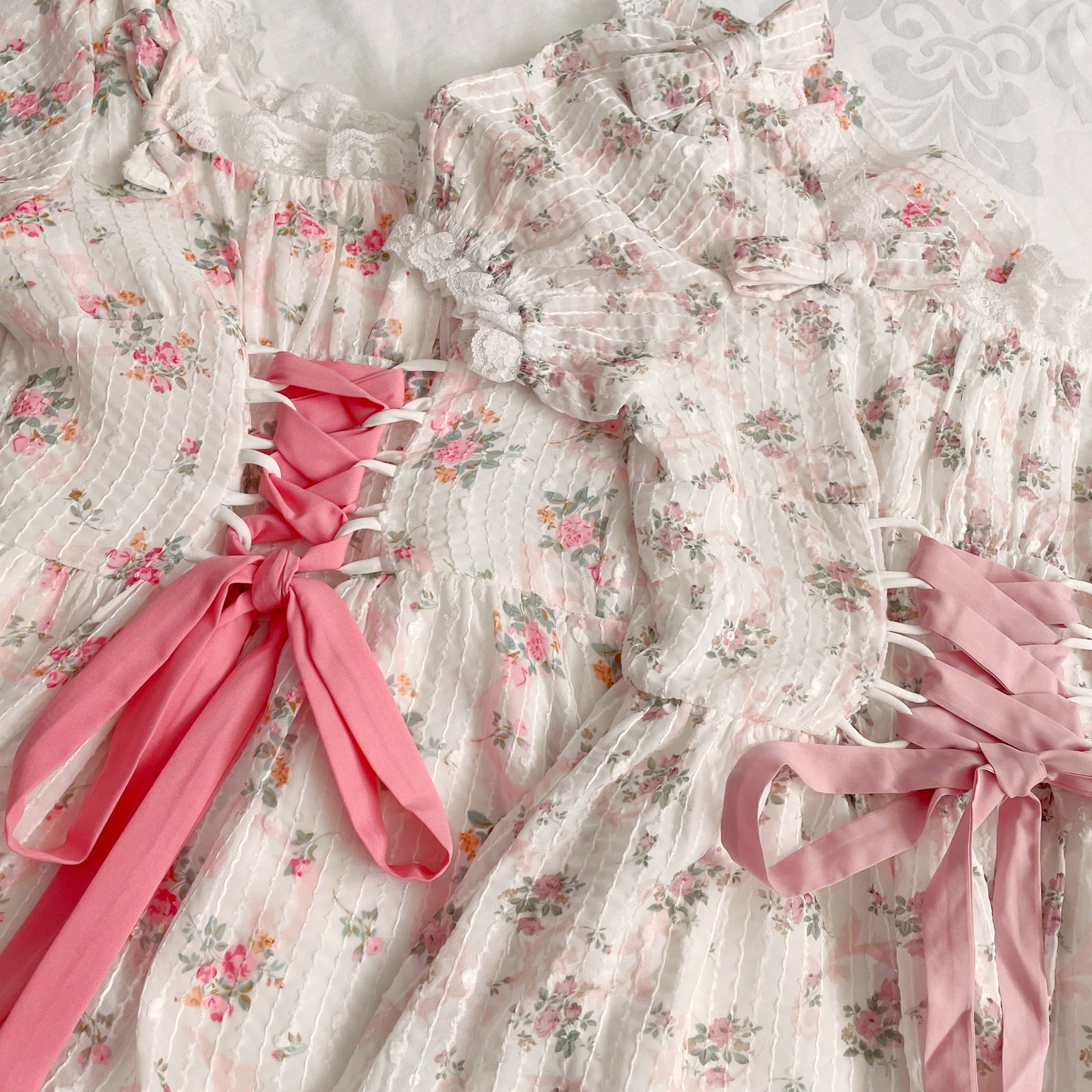 Spring Fling Lace Up Floral Dress (White/Pink)