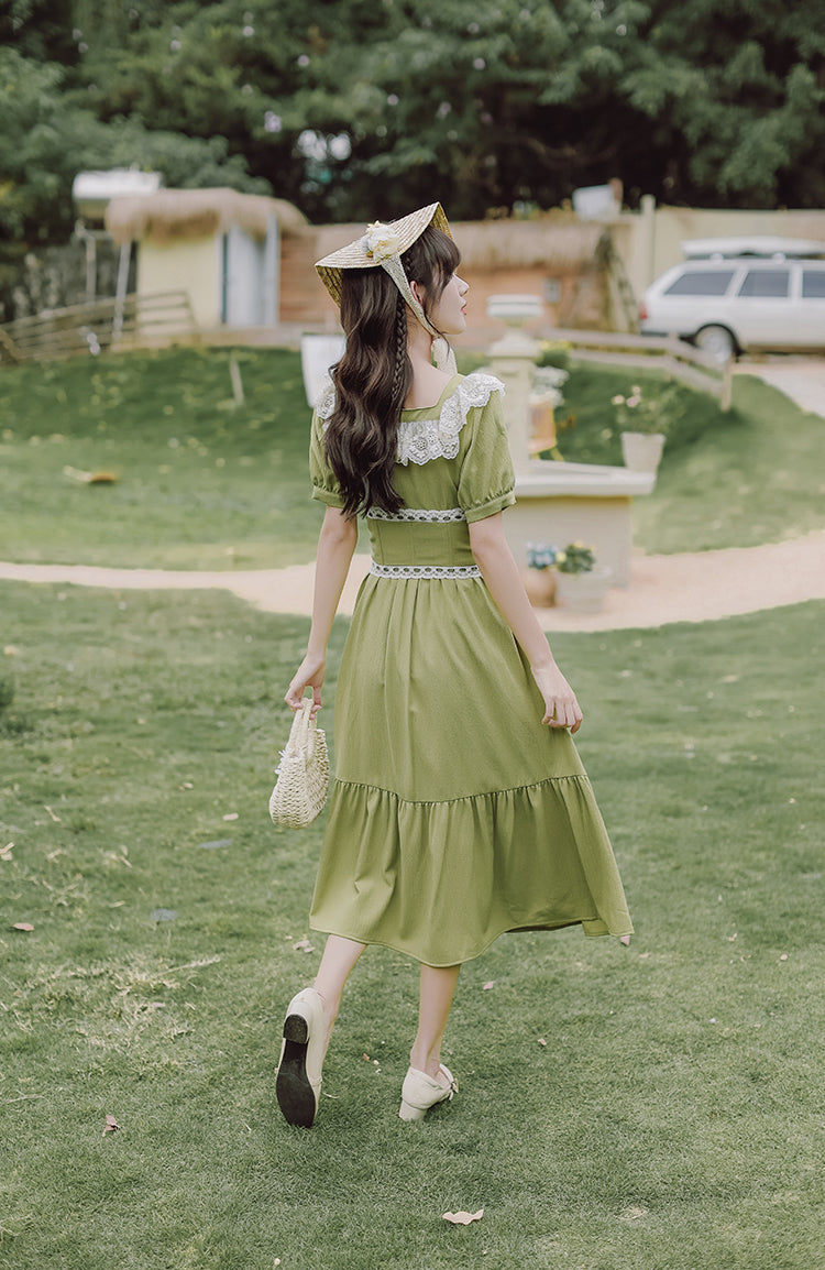 Matcha Daisy Corset Midi Dress (Green)