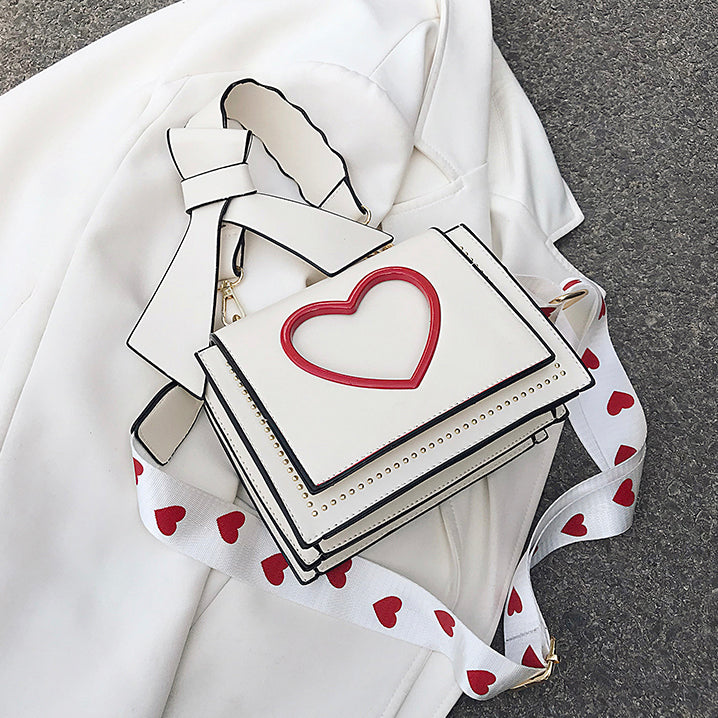 Queen Of Hearts Satchel Bag (3 Colors)