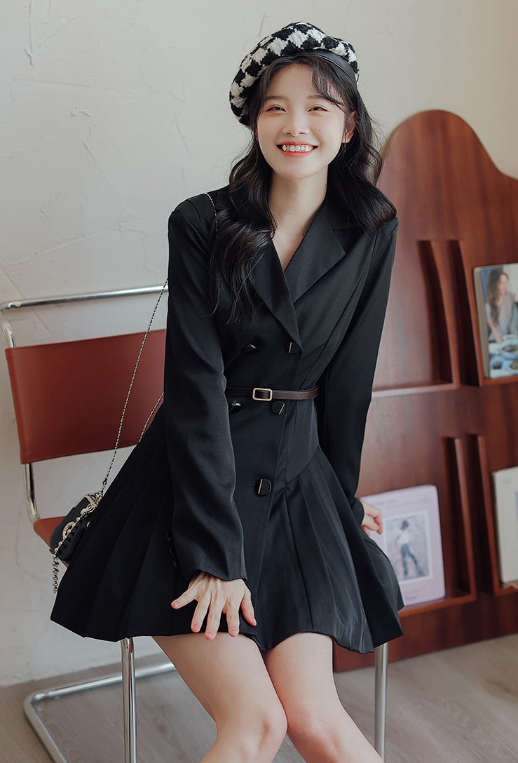 korean #koreanfashion #aesthetic #fashion #black #gothic | Pleated mini  dress, Pretty dresses, Black dress