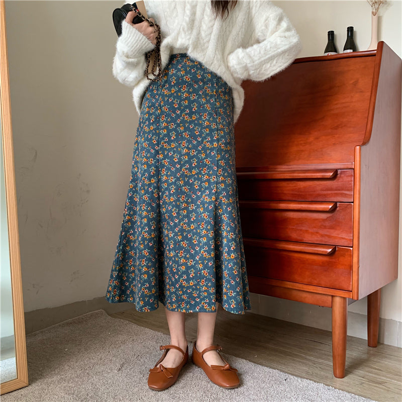 Corduroy Ditsy Floral Midi Skirt (3 Colors)