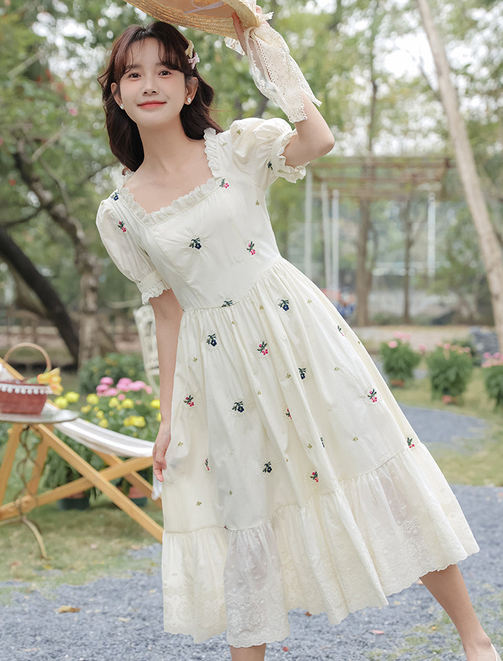 Farmhouse Floral Midi Dress (Cream)