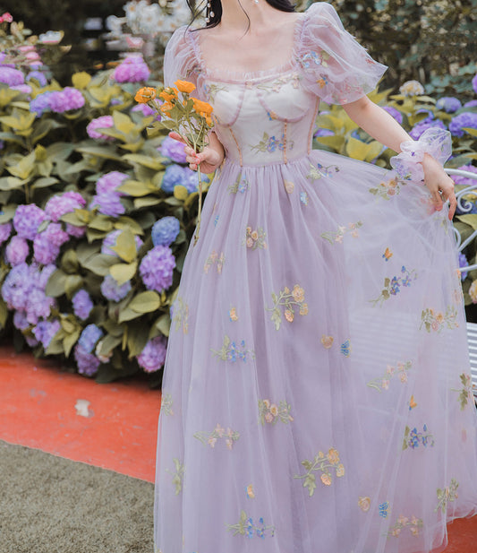 Fairytale Floral Maxi Dress (Lilac)
