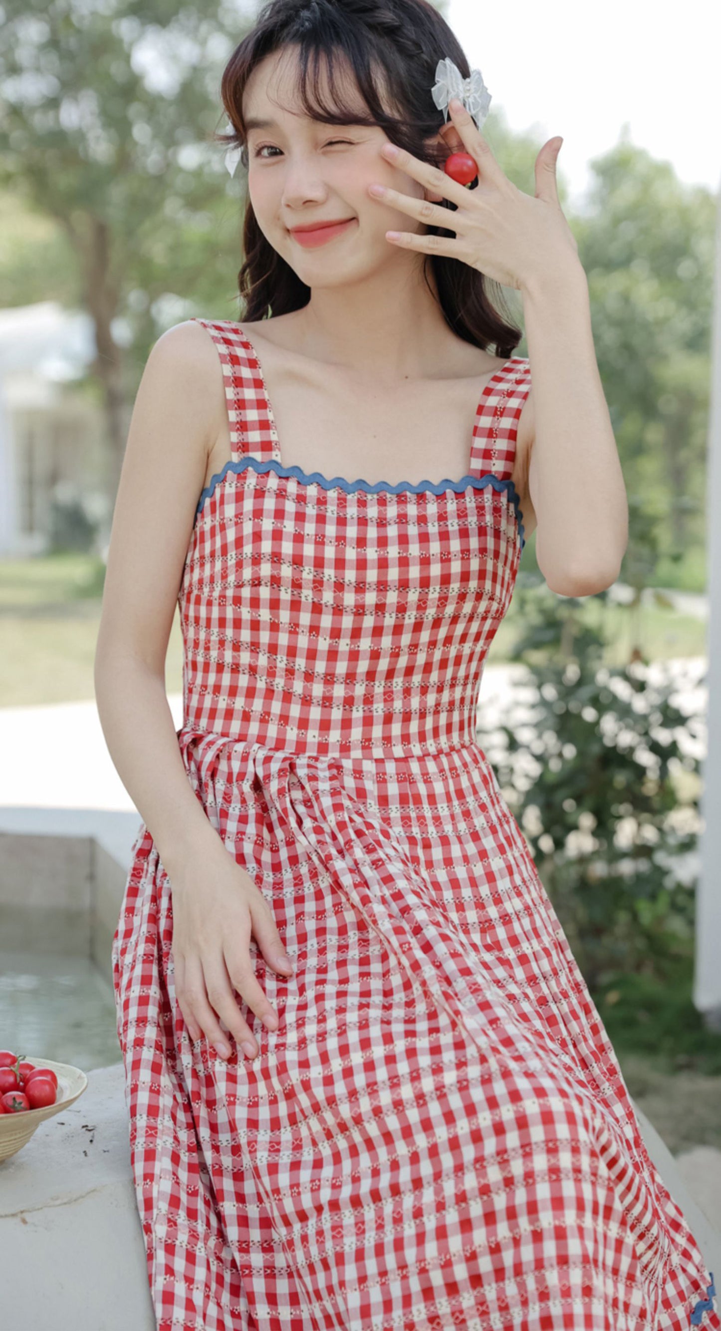 Daisy Chain Gingham Midi Dress (Red)