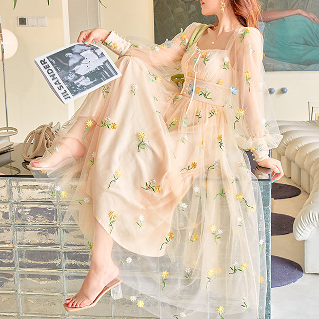 Butterfly Garden Tulle Maxi Dress (Cream)