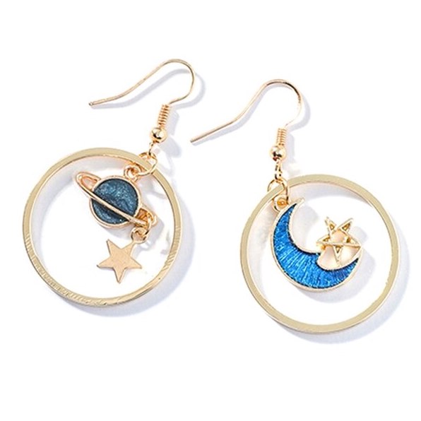 Star & Moon Dangly Earrings | En Route Jewelry